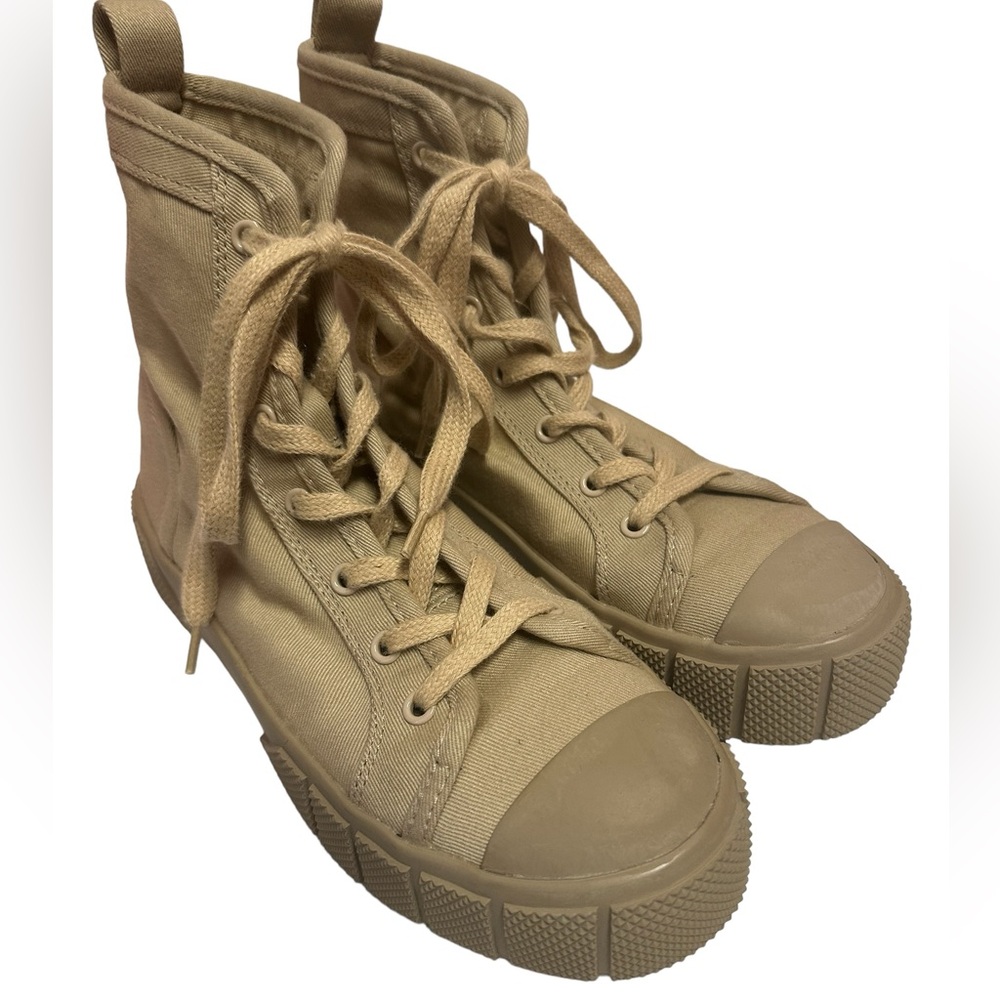 Zara kick toe canvas high top platform trainers Size 37